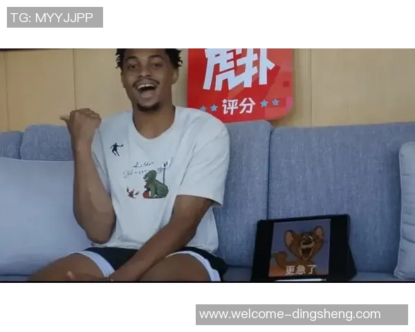 米奇称赞队内人才众多文班是基石凯尔登则是球队灵魂所在 米奇称赞队内人才众多文班是基石凯尔登则是球队灵魂所在